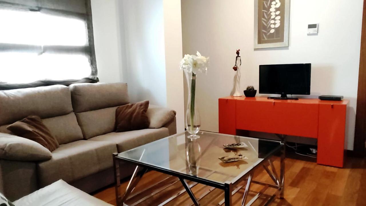 Selecta Elegante Apartamento Con Patio En Centro Historico Sevilla Bagian luar foto